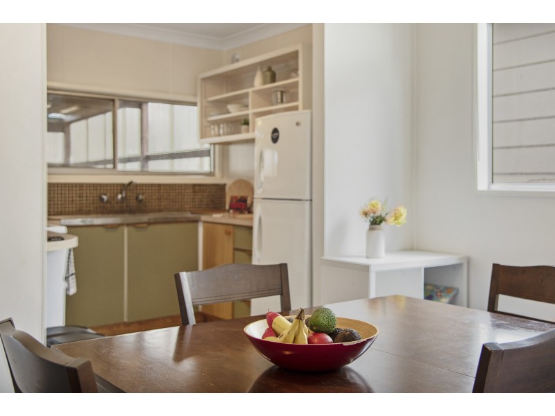 4 Bangalow Street, Narrawallee NSW 2539