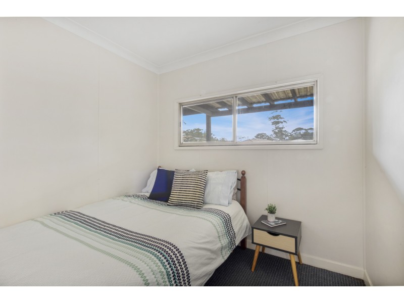 4 Bangalow Street, Narrawallee NSW 2539