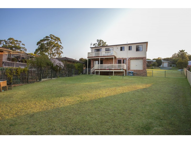 14 Gemini Way, Narrawallee NSW 2539