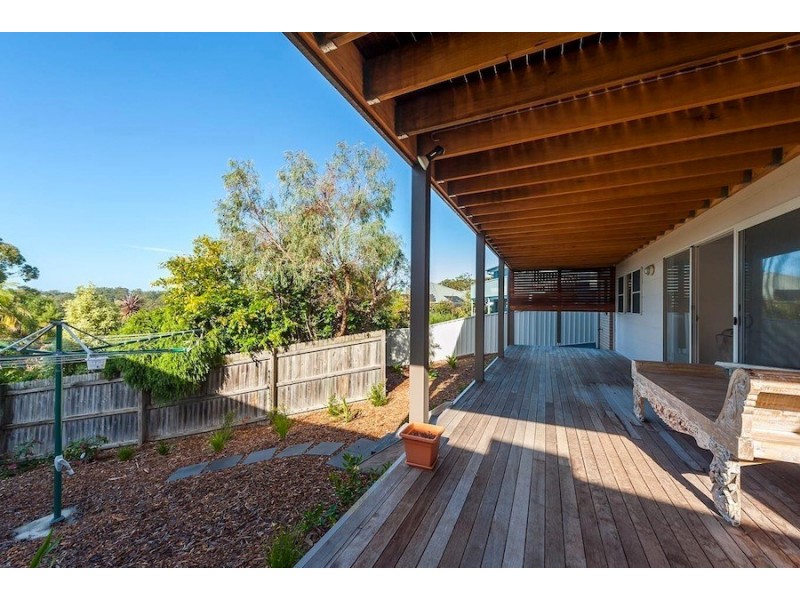 6 Seascape Close, Narrawallee NSW 2539