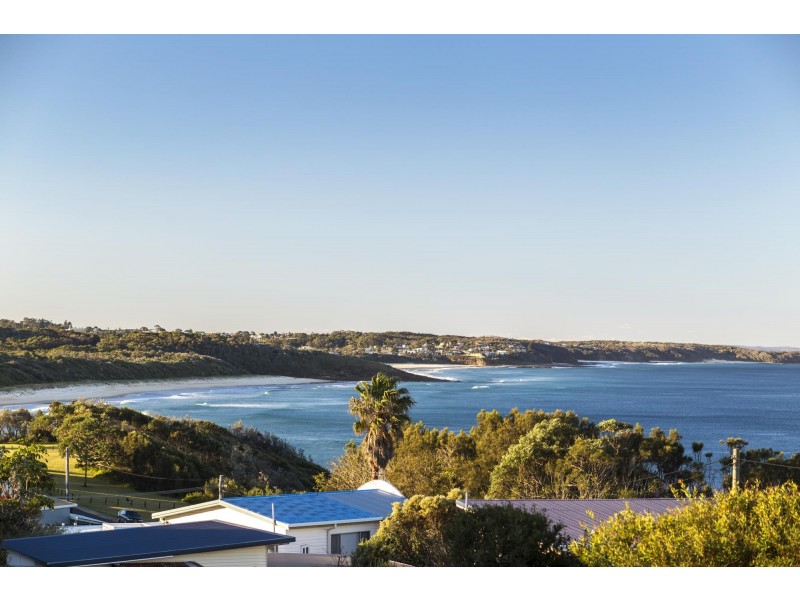 62 Highview Drive, Dolphin Point NSW 2539
