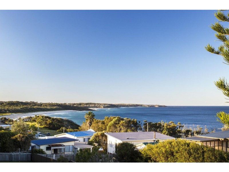 62 Highview Drive, Dolphin Point NSW 2539