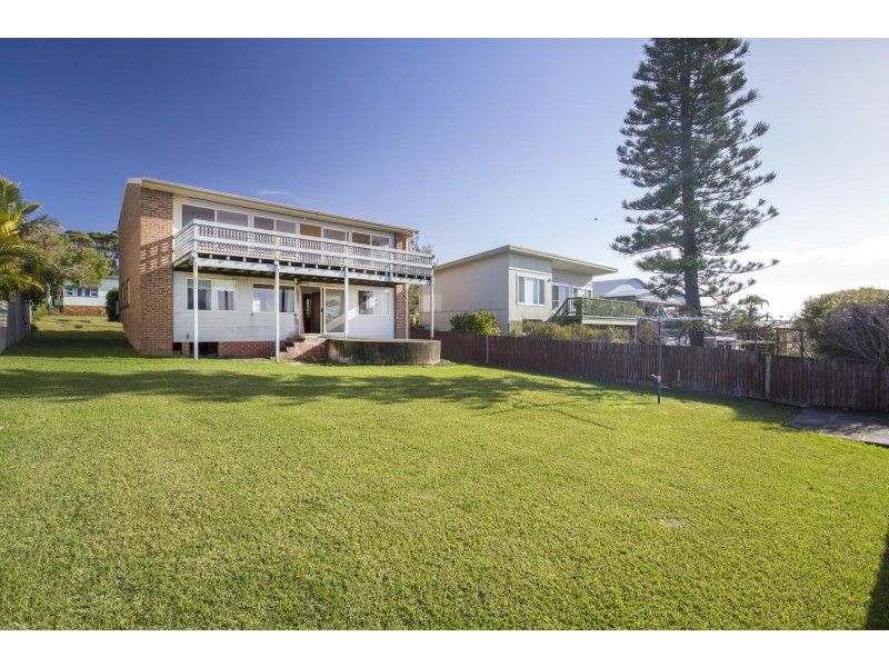 62 Highview Drive, Dolphin Point NSW 2539