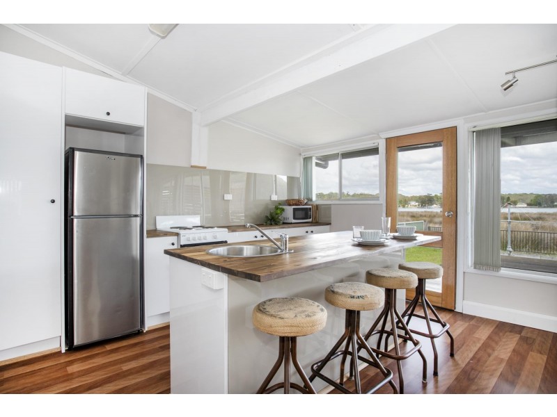 62 Mcdonald Parade, Burrill Lake NSW 2539