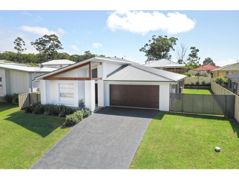 13 Frangipani Avenue, Ulladulla NSW 2539