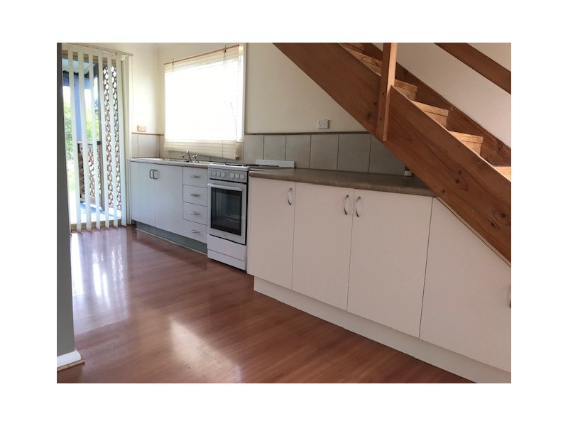 15 Portland Way, Lake Tabourie NSW 2539