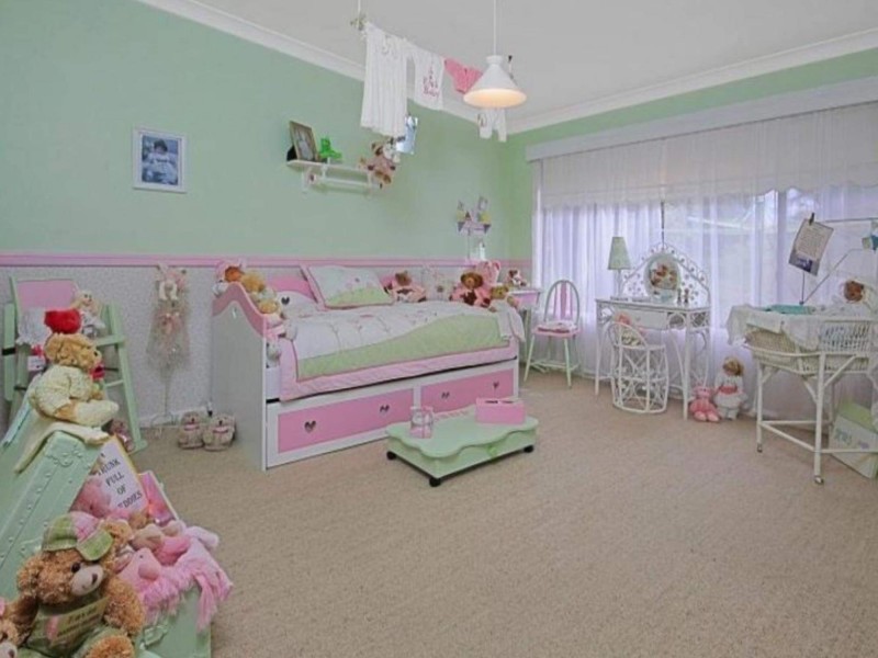 15 Weymouth Road, Lake Tabourie NSW 2539