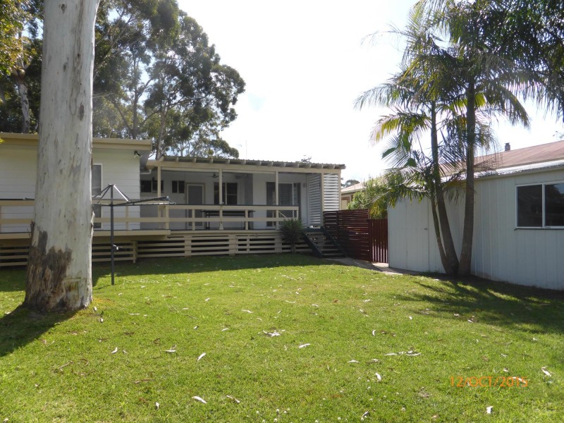 24 Bangalow St, Narrawallee NSW 2539