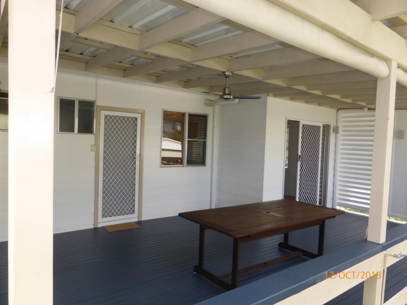 24 Bangalow St, Narrawallee NSW 2539