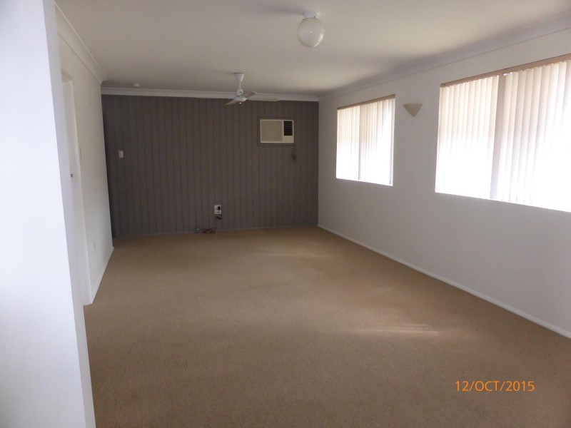 24 Bangalow St, Narrawallee NSW 2539