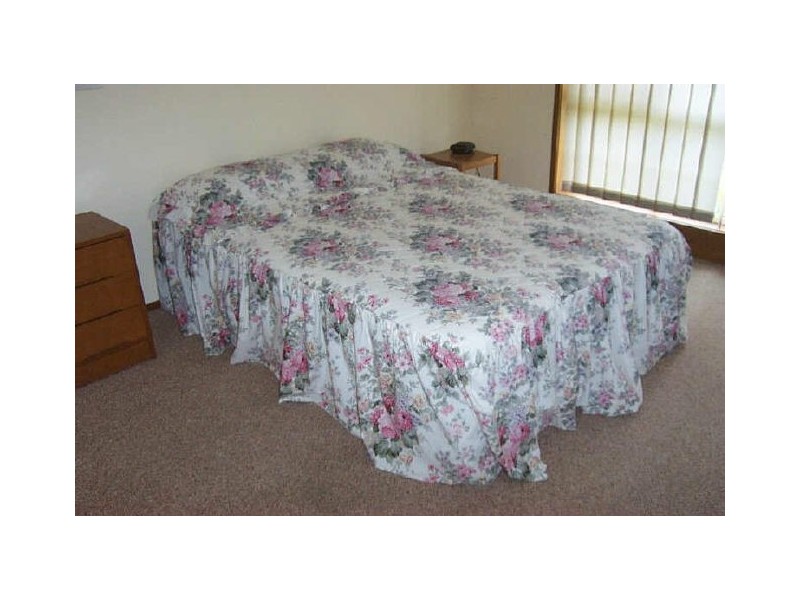 25 Macleay St, Narrawallee NSW 2539