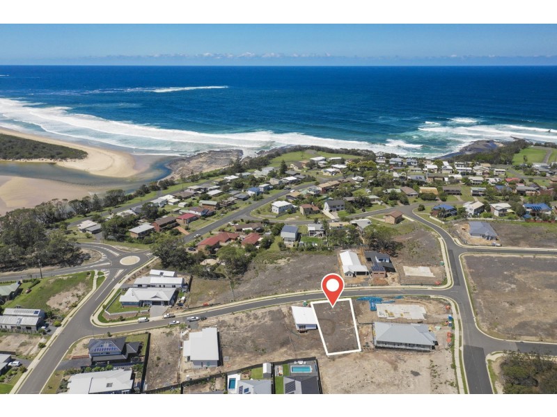 14 Galiga Crescent, Dolphin Point NSW 2539