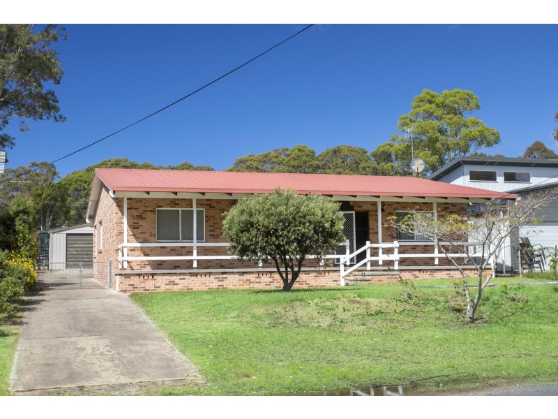 12 Lurnea Avenue, Bawley Point NSW 2539