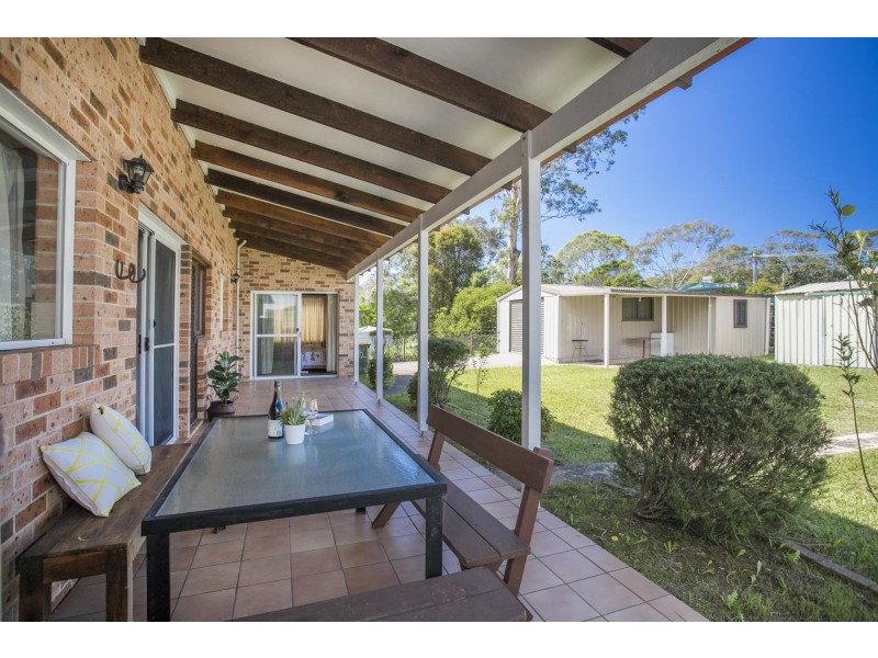 12 Lurnea Avenue, Bawley Point NSW 2539
