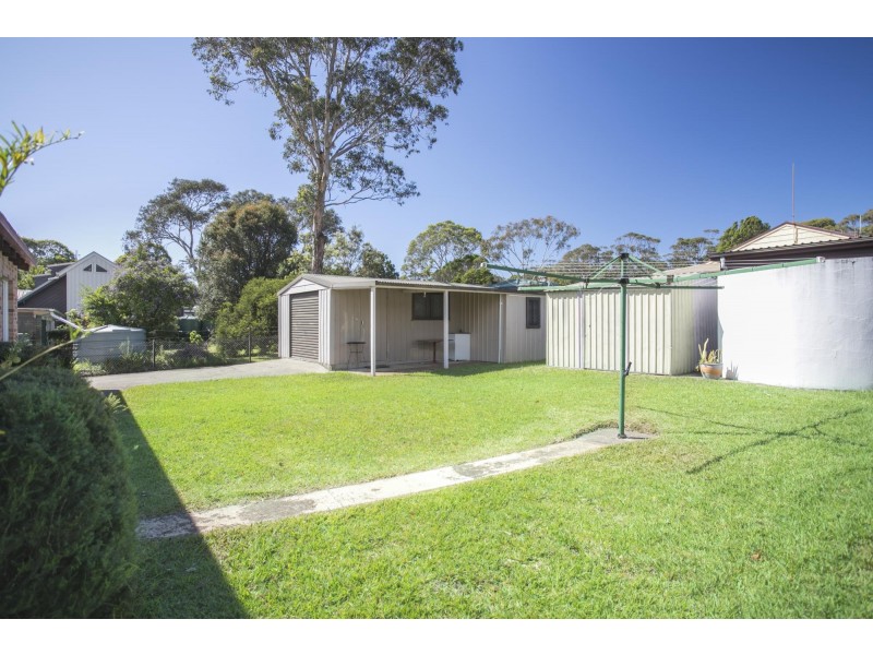 12 Lurnea Avenue, Bawley Point NSW 2539