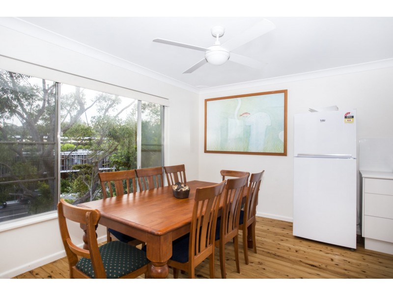 86 Tallwood Avenue, Mollymook Beach NSW 2539