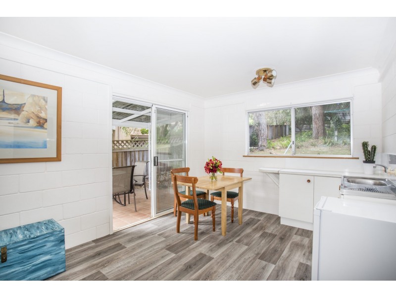 86 Tallwood Avenue, Mollymook Beach NSW 2539