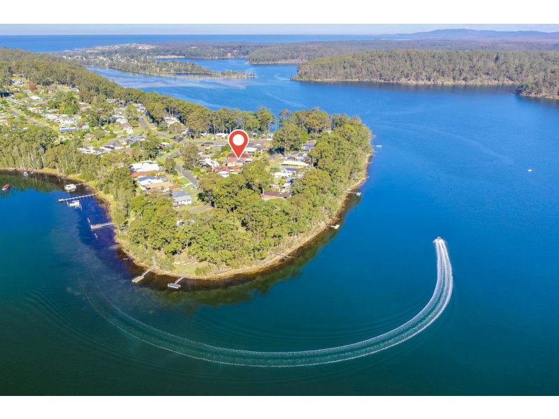 19 James Crescent, Kings Point NSW 2539