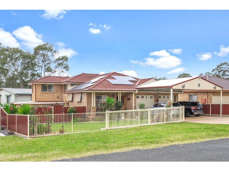 19 James Crescent, Kings Point NSW 2539
