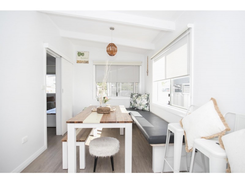 26 Lakeview Drive, Burrill Lake NSW 2539