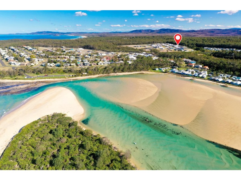 12 Macquarie Drive, Burrill Lake NSW 2539