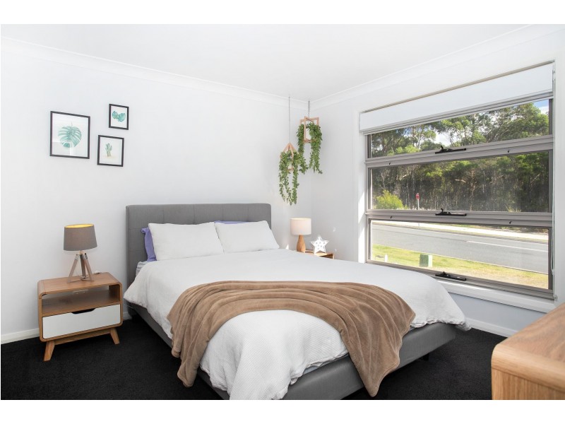 12 Macquarie Drive, Burrill Lake NSW 2539