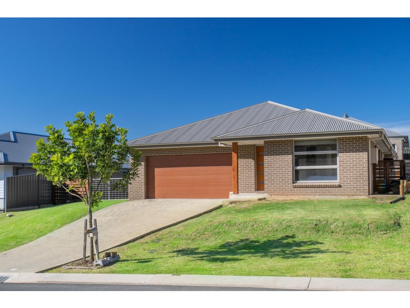 12 Macquarie Drive, Burrill Lake NSW 2539