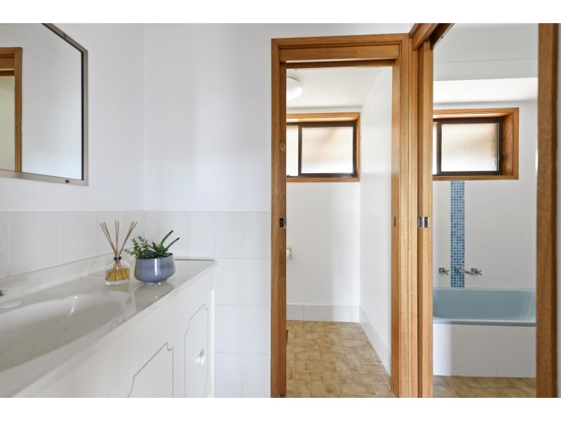 17 Dolphin Street, Ulladulla NSW 2539