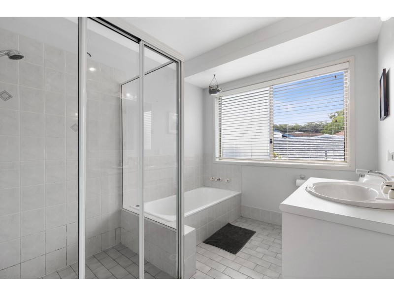 1 Oxley Crescent, Mollymook NSW 2539