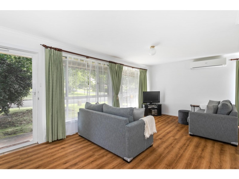 50 Leo Drive, Narrawallee NSW 2539