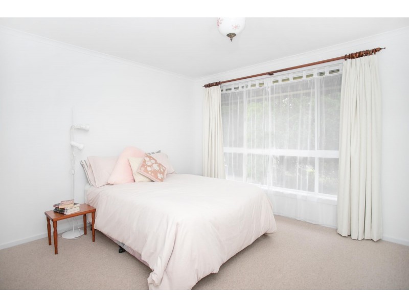 50 Leo Drive, Narrawallee NSW 2539