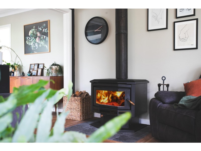 105 Matron Porter Drive, Narrawallee NSW 2539