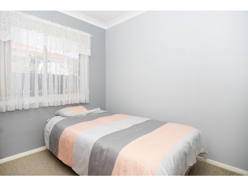 33 Leo Drive, Narrawallee NSW 2539