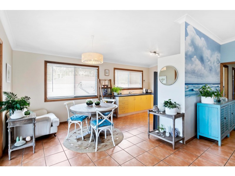 76 Wattle Street, Fishermans Paradise NSW 2539