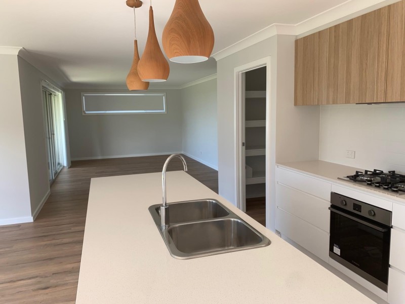 9 Como Avenue, Burrill Lake NSW 2539