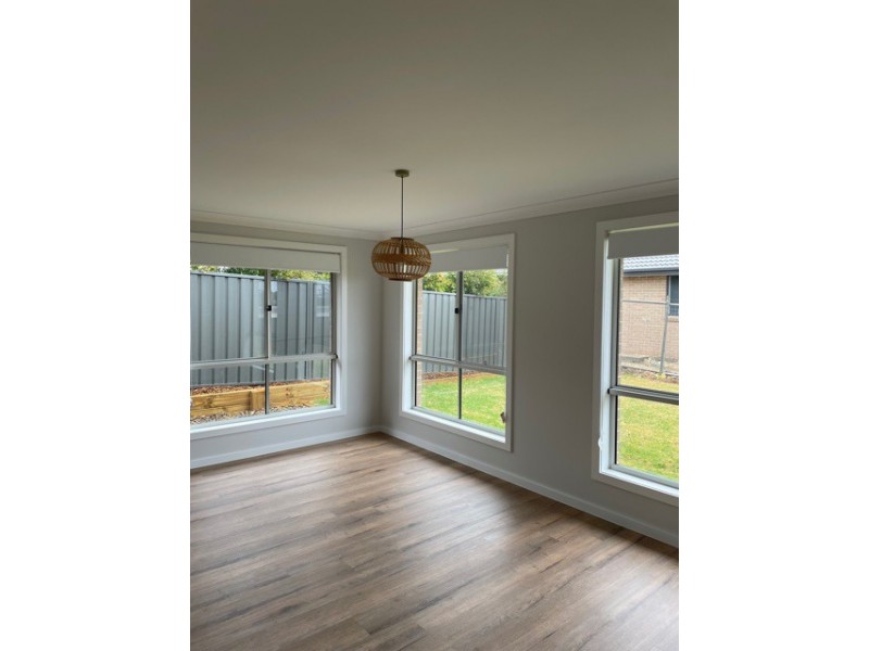 9 Como Avenue, Burrill Lake NSW 2539