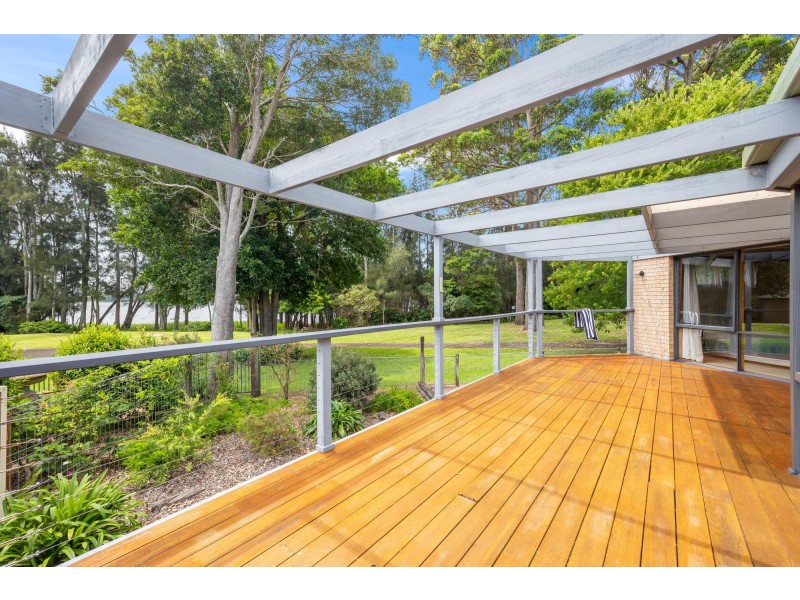7 Parkland Drive, Kings Point NSW 2539