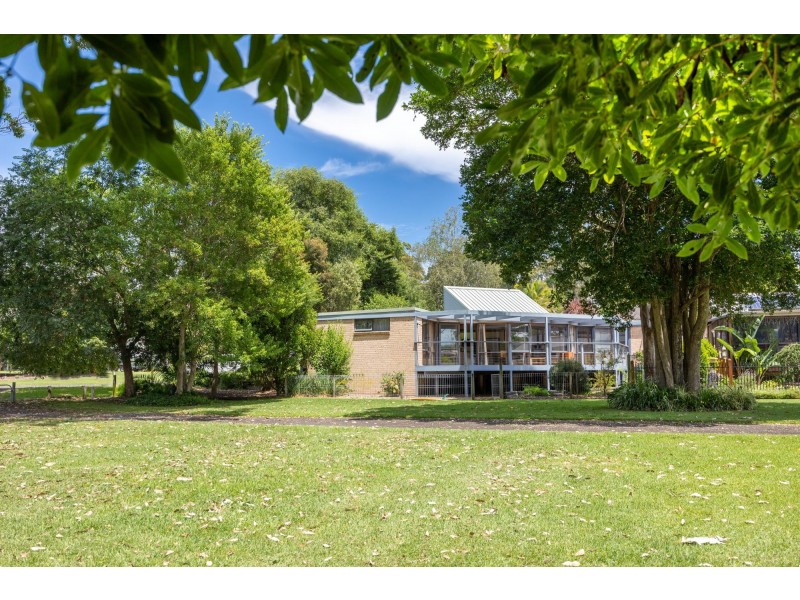 7 Parkland Drive, Kings Point NSW 2539