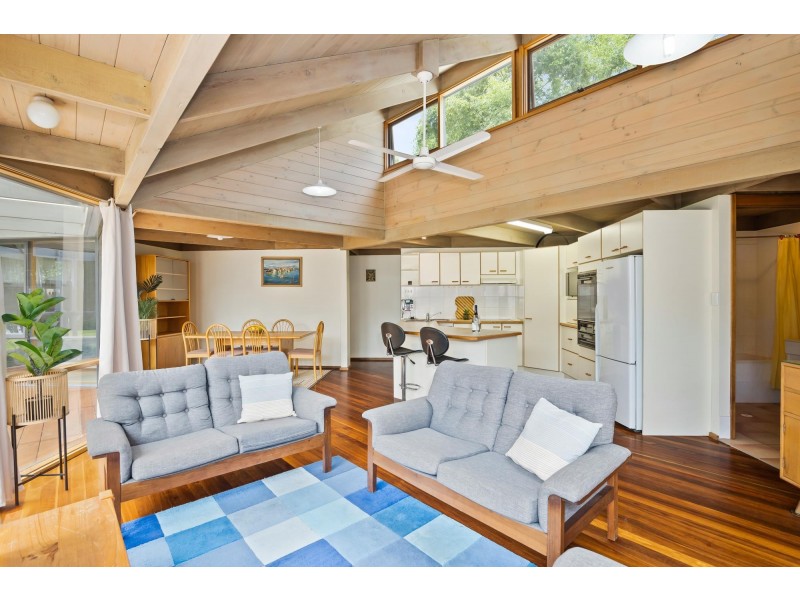 7 Parkland Drive, Kings Point NSW 2539