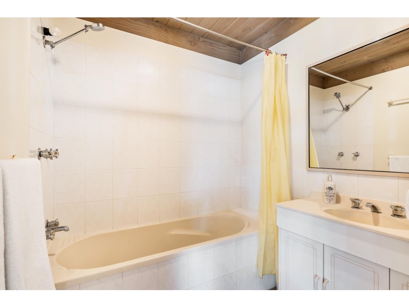 7 Parkland Drive, Kings Point NSW 2539