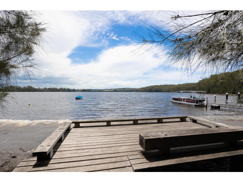 7 Parkland Drive, Kings Point NSW 2539