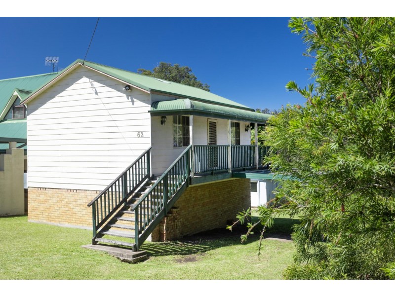 62 Wattle Street, Fishermans Paradise NSW 2539