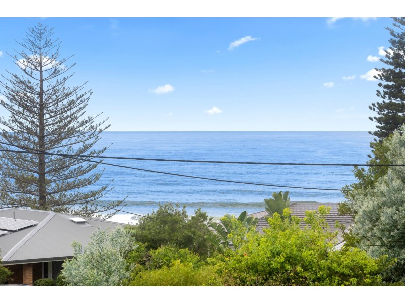 3 Booth Avenue, Narrawallee NSW 2539