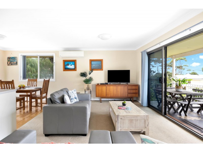 3 Booth Avenue, Narrawallee NSW 2539