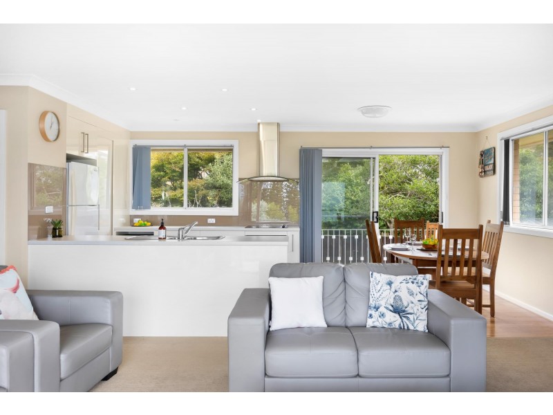 3 Booth Avenue, Narrawallee NSW 2539