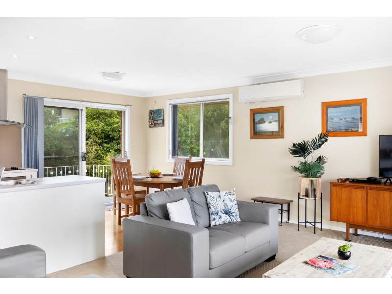 3 Booth Avenue, Narrawallee NSW 2539