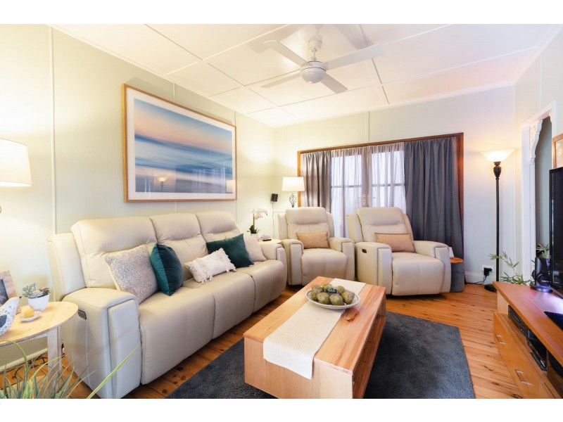 3 Commonwealth Avenue, Burrill Lake NSW 2539