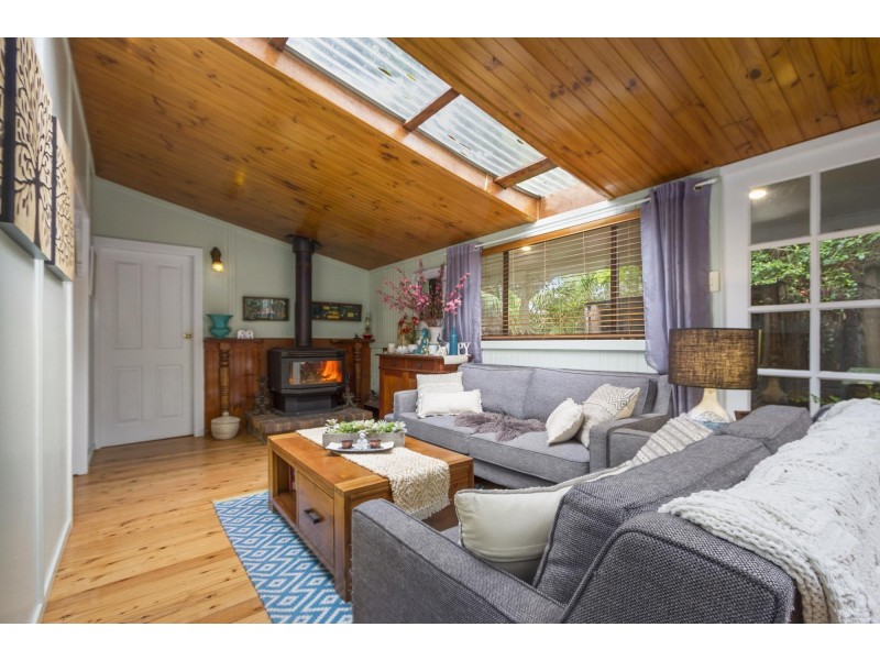 3 Commonwealth Avenue, Burrill Lake NSW 2539