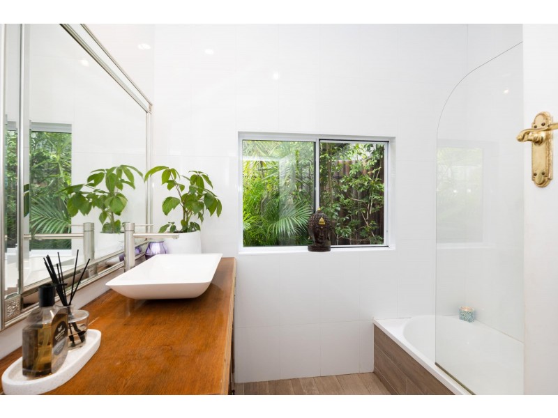 3 Commonwealth Avenue, Burrill Lake NSW 2539