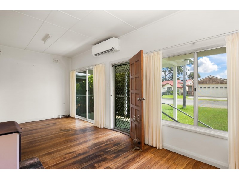 36 Lake View Drive, Burrill Lake NSW 2539